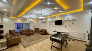 فروش ویلا استخردار در شهرک با نگهبانی