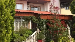 ۱۵۱ متر ویلا خوش ساخت و خوش نشین