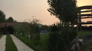۵۰۰۰ متر ویلا باغ با ۱۴۰ متر بنای مبله