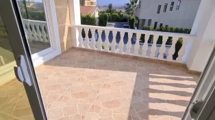 ویلا ۳۲۰ متری شهرکی با سند در سرخرود