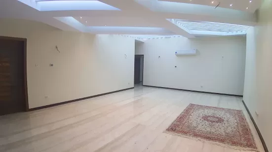 ویلای شیک و جذاب با بهترین امکانات و متریال