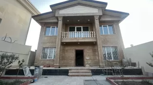 فروش ویلا با ویو دریاچه 185متری سه خواب