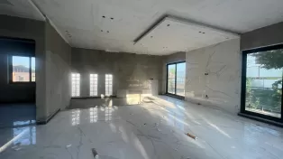 فروش ویلای تریپلکس مدرن با امکانات درجه یک