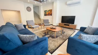 ویلا 188زمین 350بنا چهار خواب مستر
