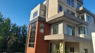 ویلای لوکس و شاهنشین با امکانات و قیمت عالی