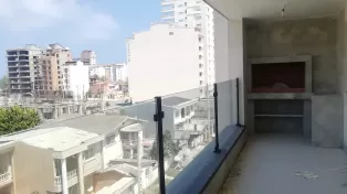 آپارتمان ساحلی آماده تحویل در خط دریا سرخرود