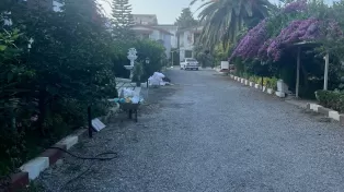 235متر زمین 125بنا
