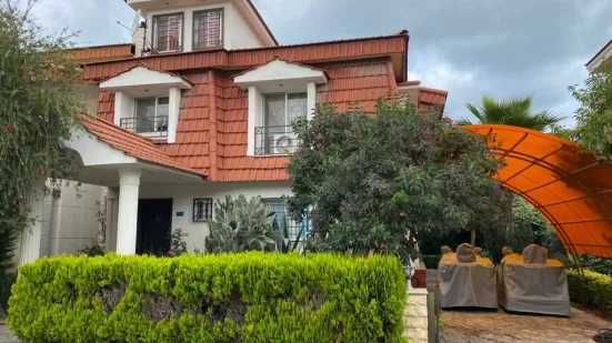 468متر زمین 302متر بنا