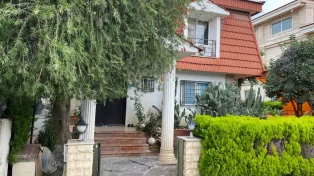 468متر زمین 302متر بنا