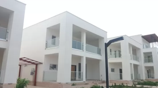 340متر زمین 271متر بنا