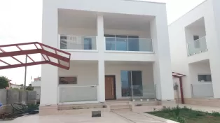 340متر زمین 271متر بنا