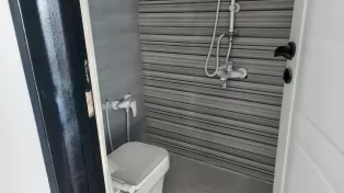 ویلای اکازیون لب دریاچه