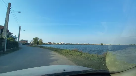 پلاک اول دریاچه شهرک