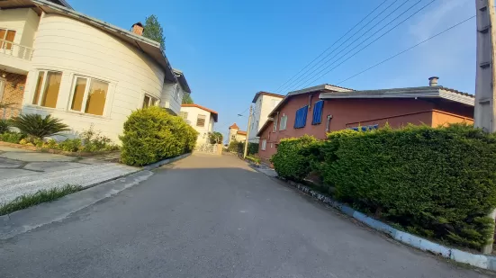 زمین پلاک اول دریاچه