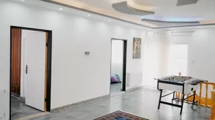 ویلا ساحلی، شهرکی ، استخردار