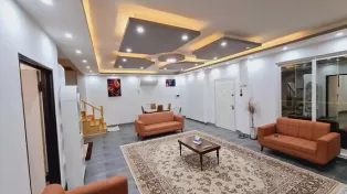 ویلا ساحلی، شهرکی ، استخردار