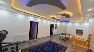 ویلا ساحلی، شهرکی ، استخردار