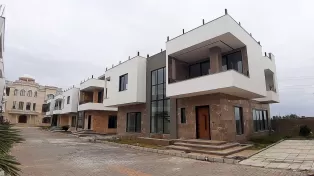 ویلا تریبلکس شهرکی
