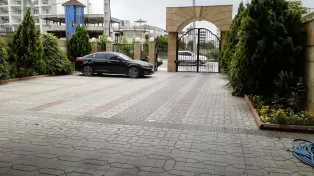 اپارتمان در خط دوم ساحل