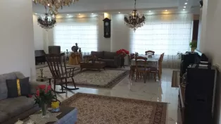 فروش ویلا باغ استخر دار در علمده