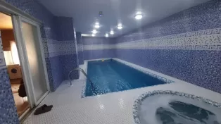 ویلا استخردار