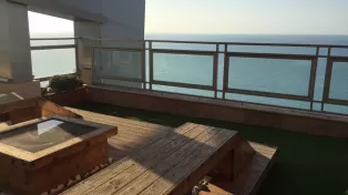 پنت هاوس در خط دریا