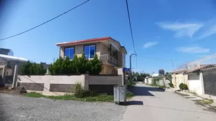 خرید ویلا باغ هم کف سرخرود