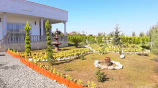 ویلاباغ ۷۸۰ متری شهرکی مبله در سرخرود