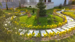ویلاباغ ۷۸۰ متری شهرکی مبله در سرخرود