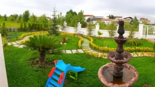 ویلاباغ ۷۸۰ متری شهرکی مبله در سرخرود