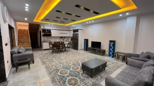 فروش ویلا مبله با ۳۰۰ متر بنا و استخر و جکوزی