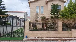ویلا دوبلکس ، کوچه سنگ فرش و اختصاصی