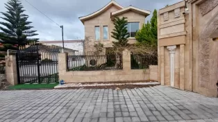ویلا دوبلکس ، کوچه سنگ فرش و اختصاصی