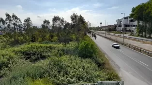 فروش زمین بر اوتوبان