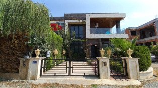 خریدویلاشهرکی ساحلی درسرخرودبااستخر
