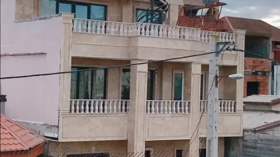 ویلا ساحلی استخردار نوساز