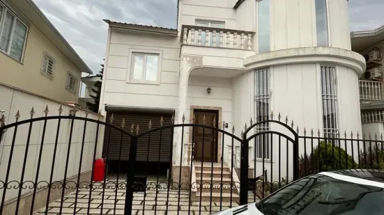 ویلا تریبلکس مبله کامل