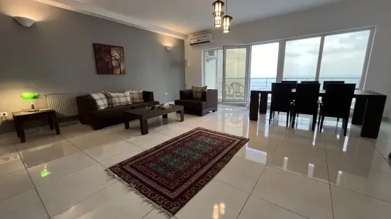 فروش آپارتمان شیک و کلاسیک