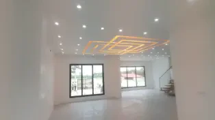 ویلا نوساز استخردار جاده سرخرود