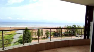 آپارتمان ساحلی پلاک یک دریا