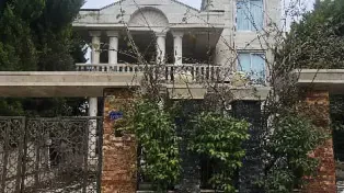 فروش ویلا شهرکی 6 خواب با استخر و سالن ورزشی
