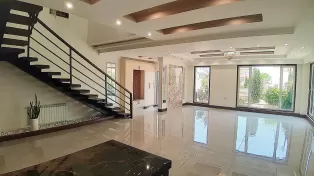 ویلا دوبلکس شهرکی