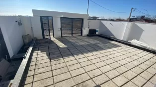 ویلا تریبلکس استخردار، نما مدرن