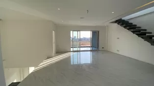 ویلا تریبلکس استخردار، نما مدرن