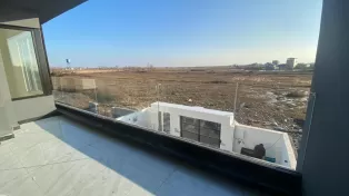 ویلا تریبلکس استخردار، نما مدرن