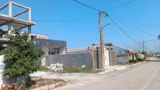 360 متر زمین مسکونی با جواز ساخت