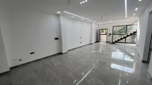 فروش ویلا مدرن استخردار در منطقه ساحلی سرخرود