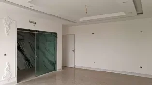 ویلا تریبلکس ۹۰۰ متری