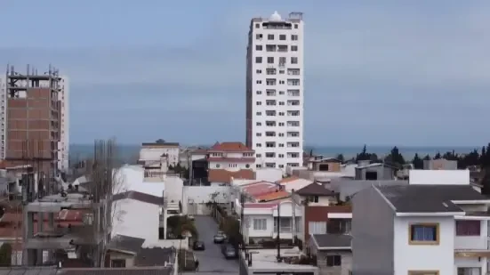 فروش ۱۷۵ متر زمین ساحلی داخل بافت خط دریا
