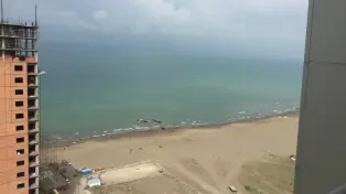 مشارکت در ساخت زمین ساحلی در خط دریا سرخرود